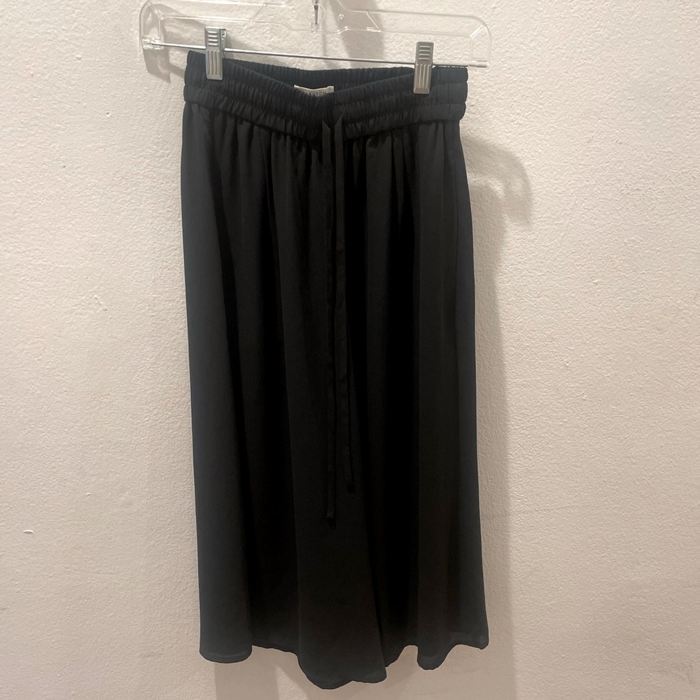 Aritzia Black Wide Leg Pants